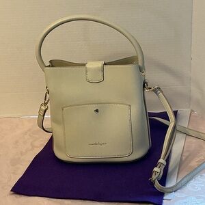 NWOT Nanette Lepore Cream Bucket Hand/Crossbody Bag. 8.5”Tall, 9”Wide, 5”Deep.
